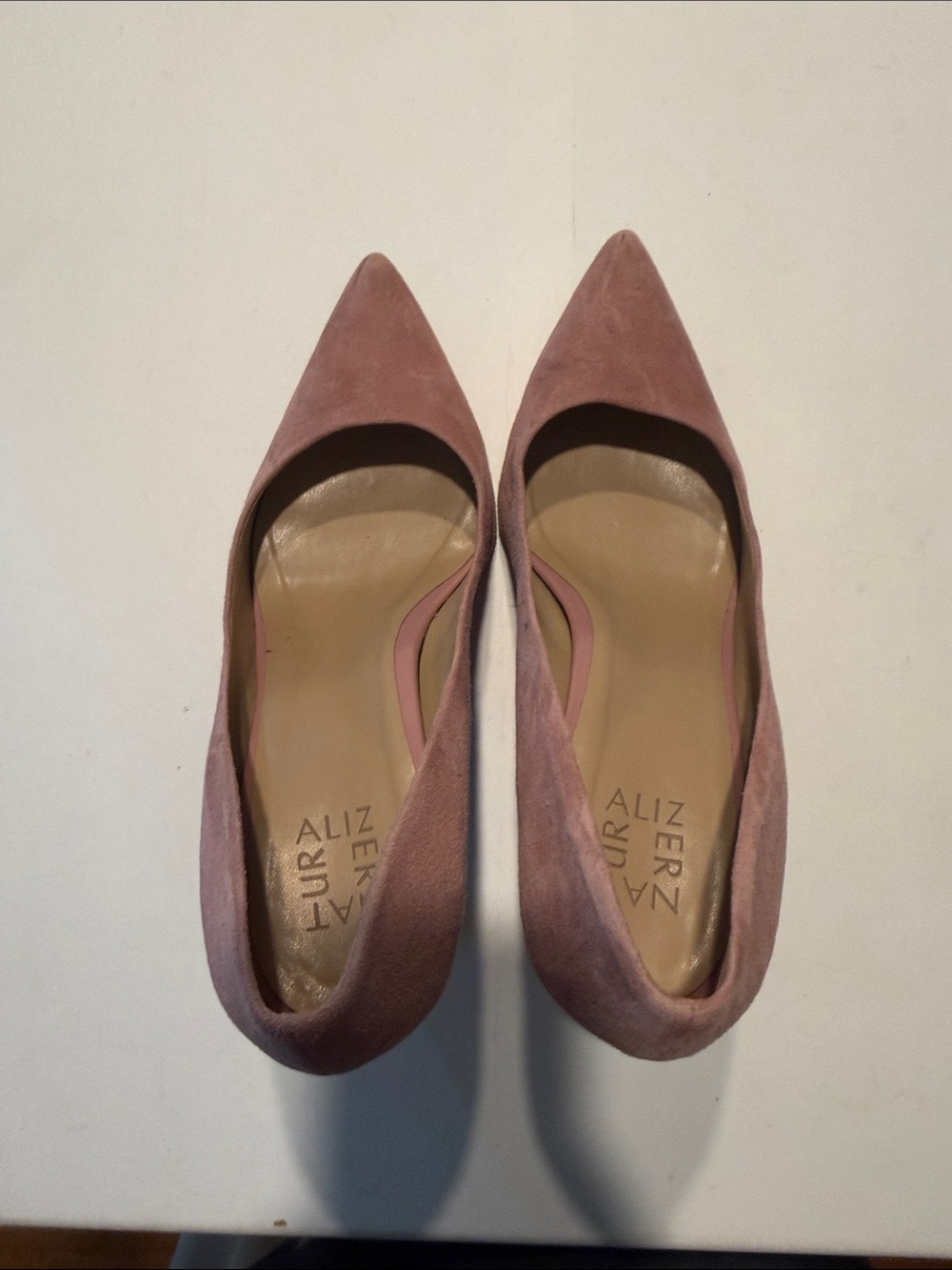 Naturalizer Mauve Suede Pointed Toe Pumps - Picture 3 of 4